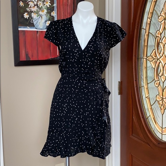 Mossimo Supply Co. Dresses & Skirts - 💥 final price 💥 Mossimo wrap dress